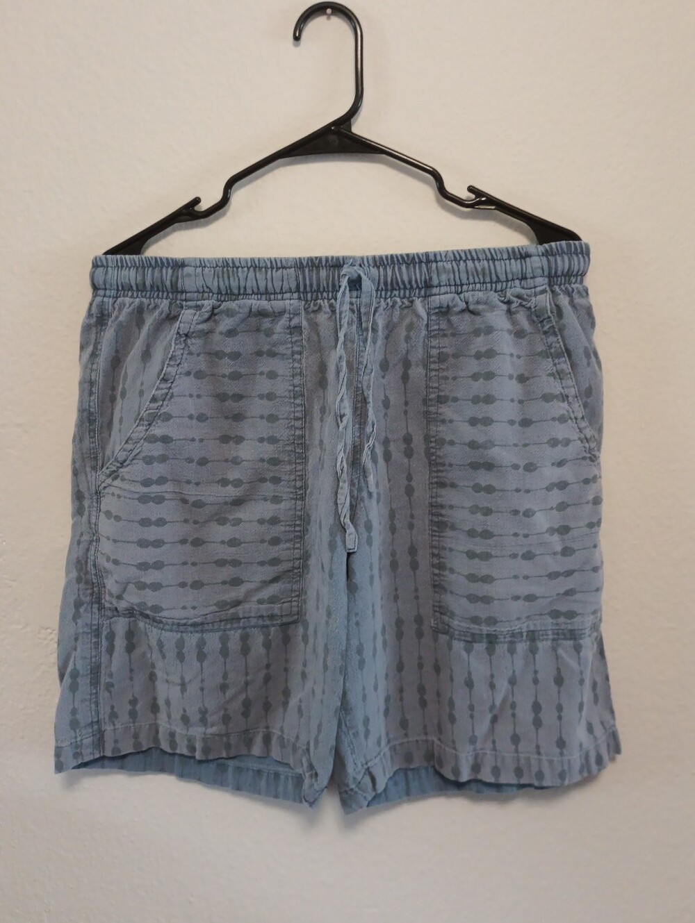 Blue Cloth Shorts With Pockets